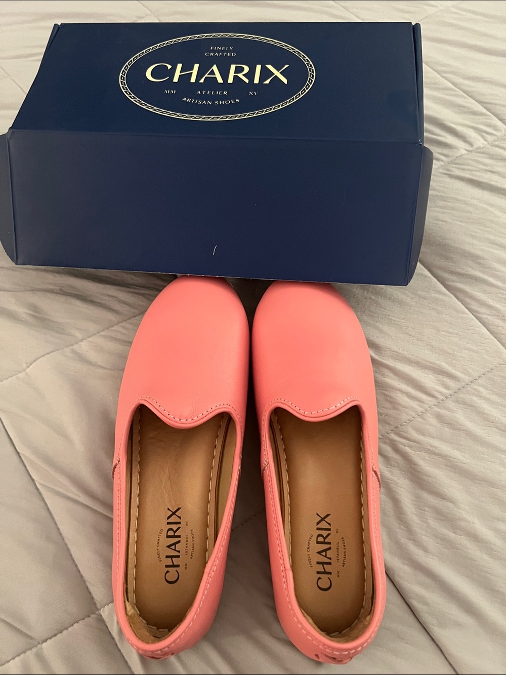 Charix Coral Slip-On Women's Loafers